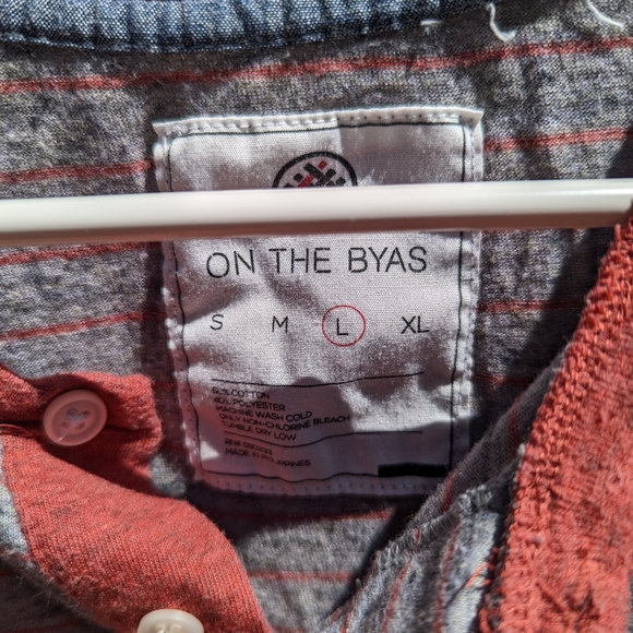 Short Sleeve T-shirt - Picture 2 of 3